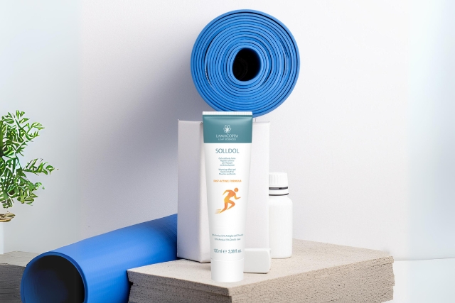 alt="Pomata Arnica Gel"