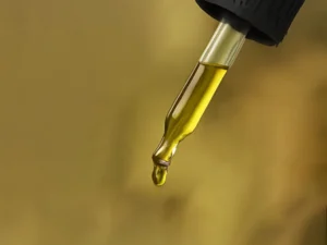 alt=CBD drops"