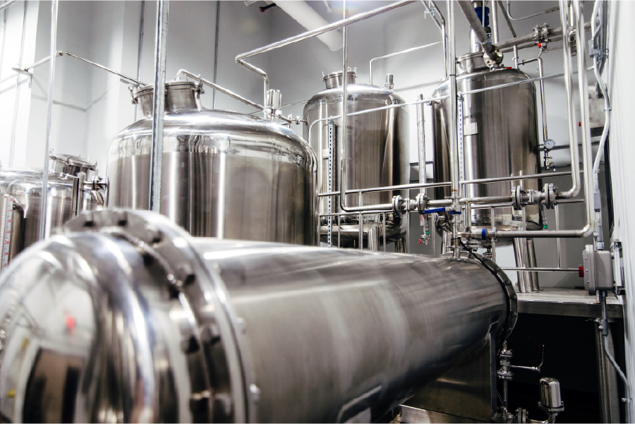 alt="CO2 extraction plant"